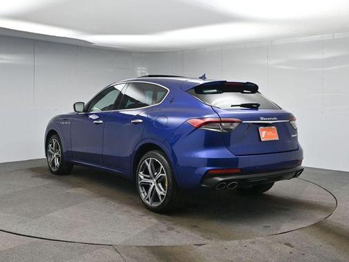 2022 Maserati Levante Modena