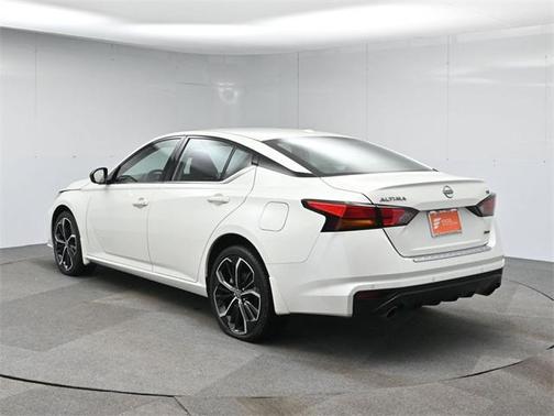 2023 Nissan Altima SR Intelligent AWD