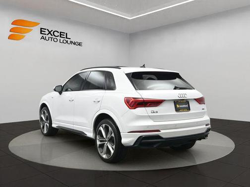 2021 Audi Q3 45 S line Premium Plus