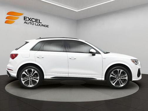 2021 Audi Q3 45 S line Premium Plus