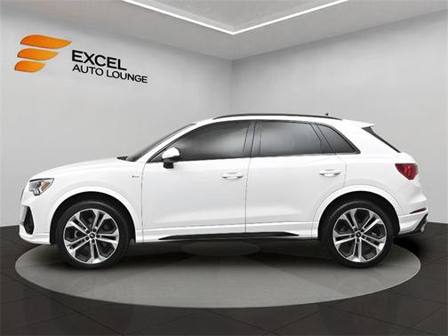 2021 Audi Q3 45 S line Premium Plus