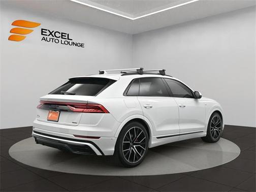 2021 Audi Q8 55 Premium Plus