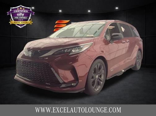 2021 Toyota Sienna XSE 7 Passenger