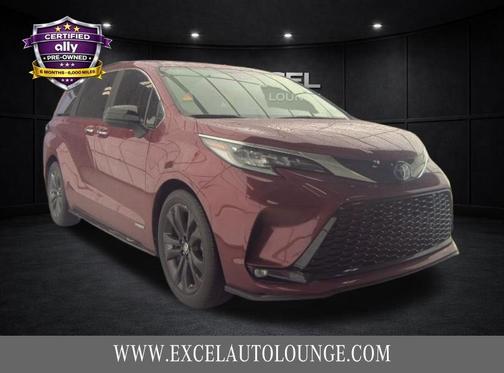 2021 Toyota Sienna XSE 7 Passenger