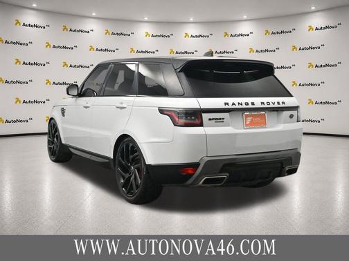 White 2018 Land Rover Range Rover Sport SE