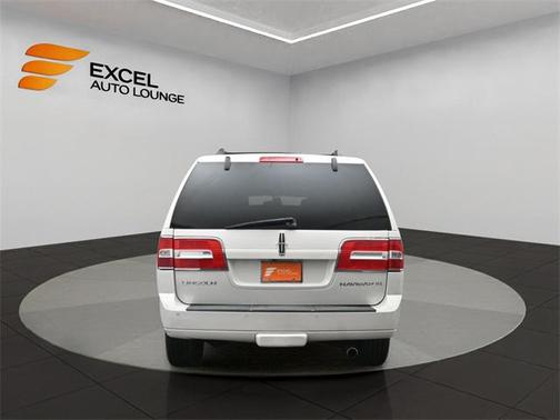 2014 Lincoln Navigator Base