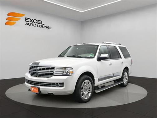 2014 Lincoln Navigator Base