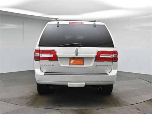 2014 Lincoln Navigator Base