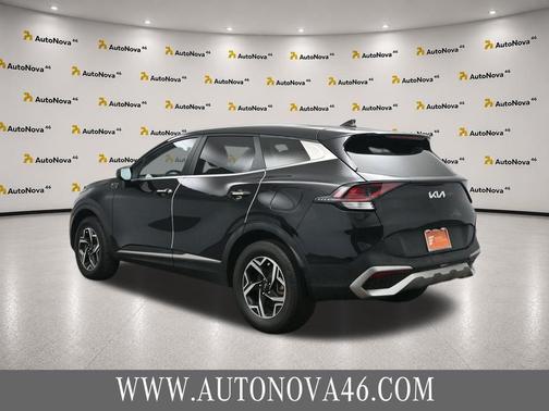Fusion Black 2023 Kia Sportage LX