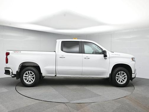 Summit White 2019 Chevrolet Silverado 1500 RST
