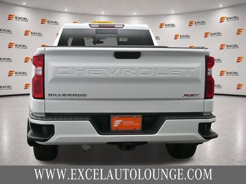 Summit White 2019 Chevrolet Silverado 1500 RST