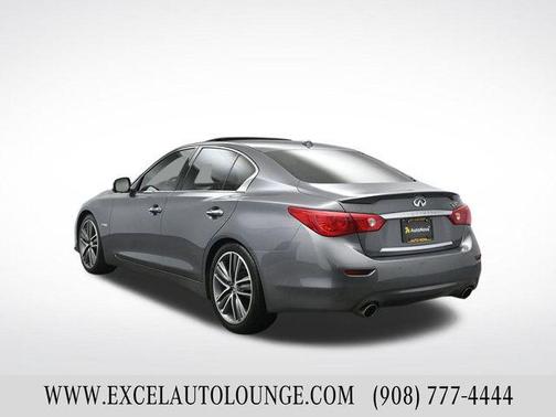 2015 INFINITI Q50 Hybrid Sport