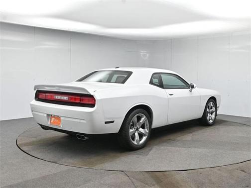 2013 Dodge Challenger SXT