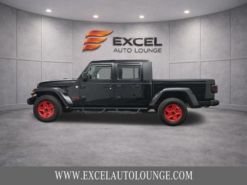 Black Clearcoat 2021 Jeep Gladiator Sport S