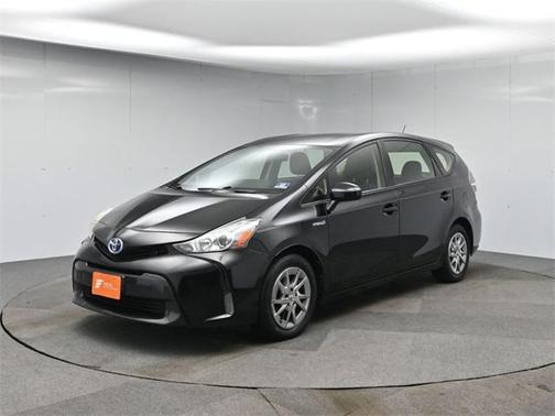 2015 Toyota Prius v Four