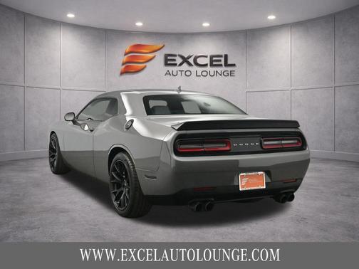 Destroyer Gray Clearcoat 2023 Dodge Challenger R/T Scat Pack