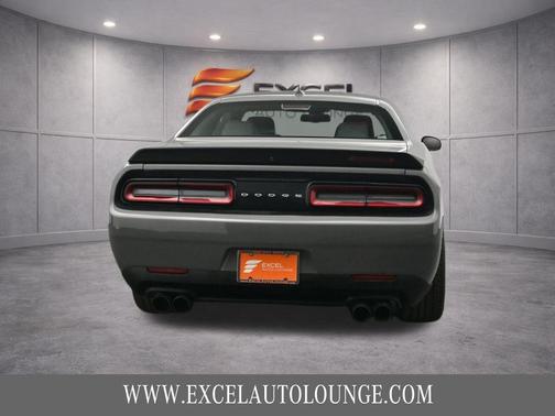 Destroyer Gray Clearcoat 2023 Dodge Challenger R/T Scat Pack