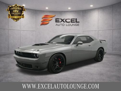 Destroyer Gray Clearcoat 2023 Dodge Challenger R/T Scat Pack