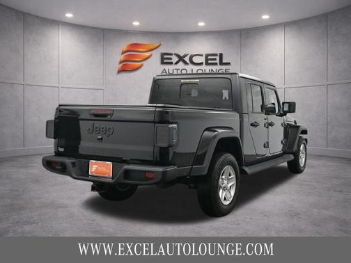 Black Clearcoat 2020 Jeep Gladiator Sport S