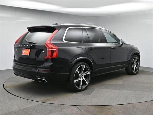 2018 Volvo XC90 T6 R-Design