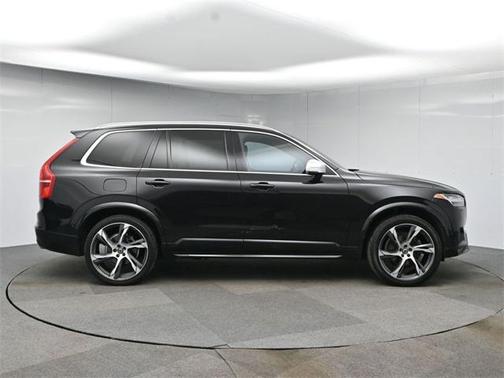 2018 Volvo XC90 T6 R-Design