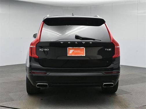 2018 Volvo XC90 T6 R-Design