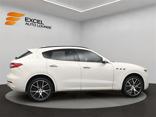 2017 Maserati Levante S