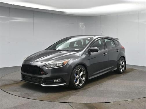 2017 Ford Focus ST ST