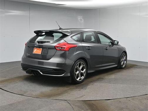 2017 Ford Focus ST ST