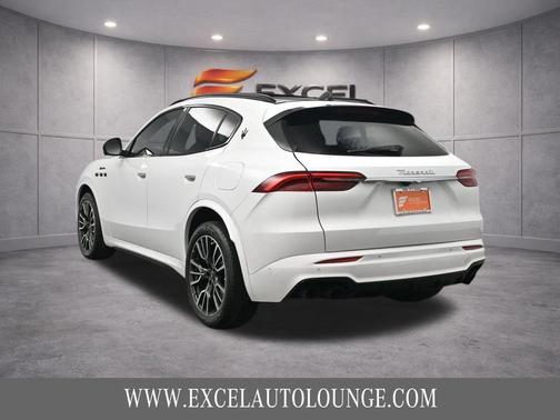 2023 Maserati Grecale Modena