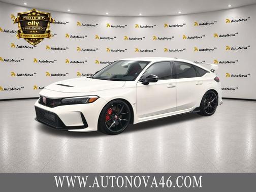 White 2024 Honda Civic Type R