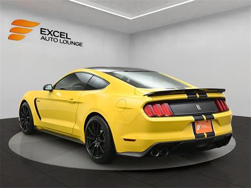 2018 Ford Shelby GT350 Base