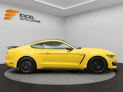 2018 Ford Shelby GT350 Base