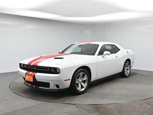 2015 Dodge Challenger SXT