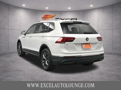 White 2022 Volkswagen Tiguan 2.0T SE 4MOTION