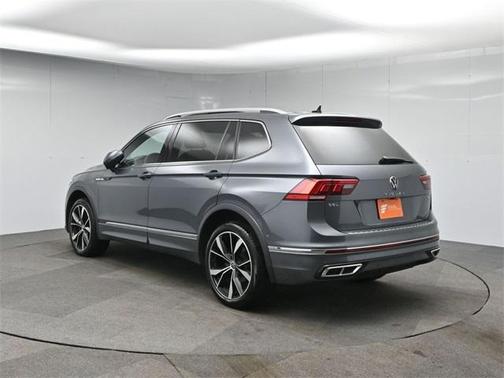 2022 Volkswagen Tiguan 2.0T SEL R-Line 4MOTION