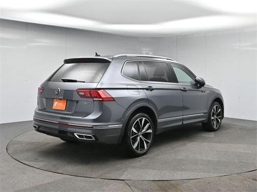 2022 Volkswagen Tiguan 2.0T SEL R-Line 4MOTION