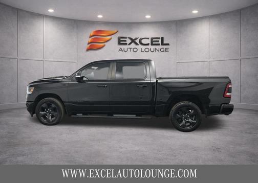 Diamond Black Crystal Pearlcoat 2019 RAM 1500 Rebel