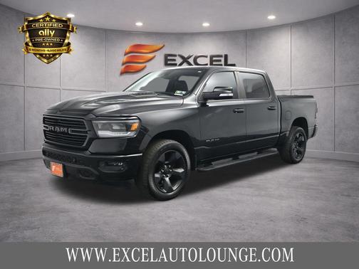 Diamond Black Crystal Pearlcoat 2019 RAM 1500 Rebel