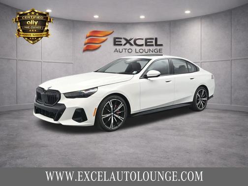 Alpine White 2024 BMW 530 xDrive