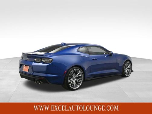 2022 Chevrolet Camaro RWD Coupe LT1