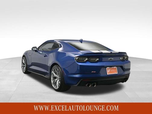 2022 Chevrolet Camaro RWD Coupe LT1