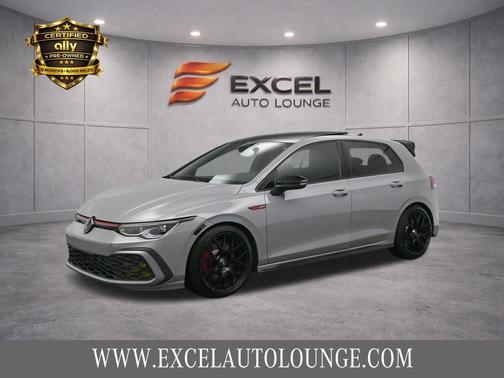 2024 Volkswagen Golf GTI 2.0T SE DSG