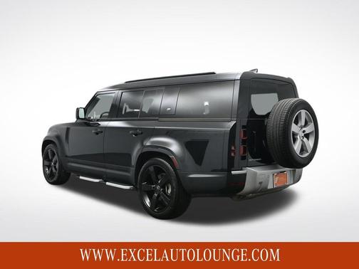 2024 Land Rover Defender 130 P300 S