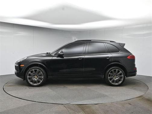 2018 Porsche Cayenne Platinum Edition