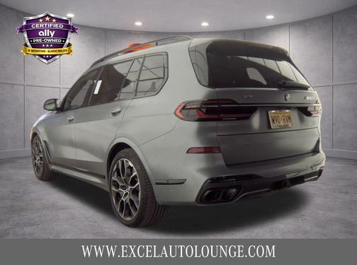 Frozen Pure Grey Metallic 2023 BMW X7 M60i