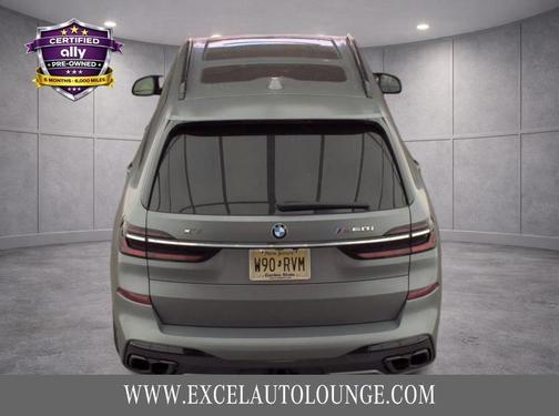 Frozen Pure Grey Metallic 2023 BMW X7 M60i