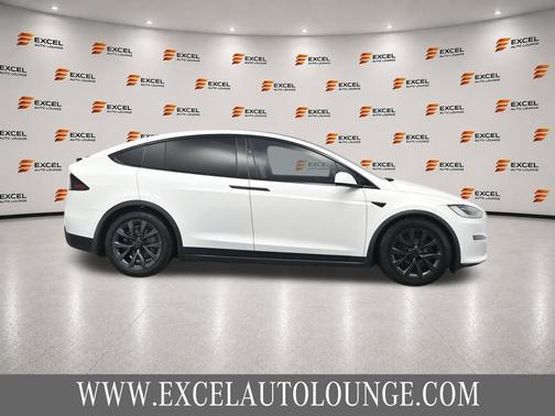 Pearl White Multi-Coat 2022 Tesla Model X Dual Motor All-Wheel Drive