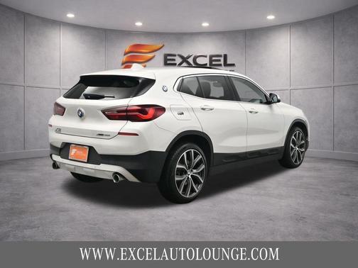 Alpine White 2022 BMW X2 xDrive28i