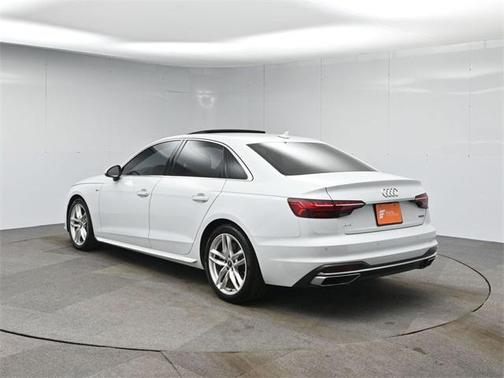 2022 Audi A4 45 S line Premium Plus